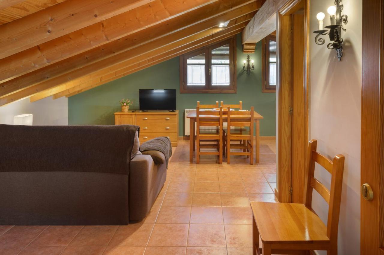 Apartamentos Casa Aurelia Alquézar المظهر الخارجي الصورة
